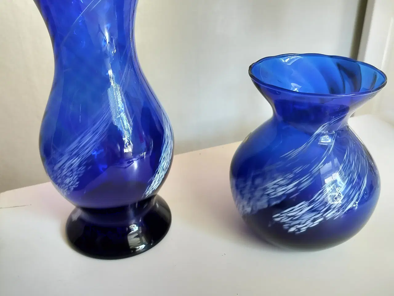 Billede 2 - Rigtig fine håndlavede glasvaser