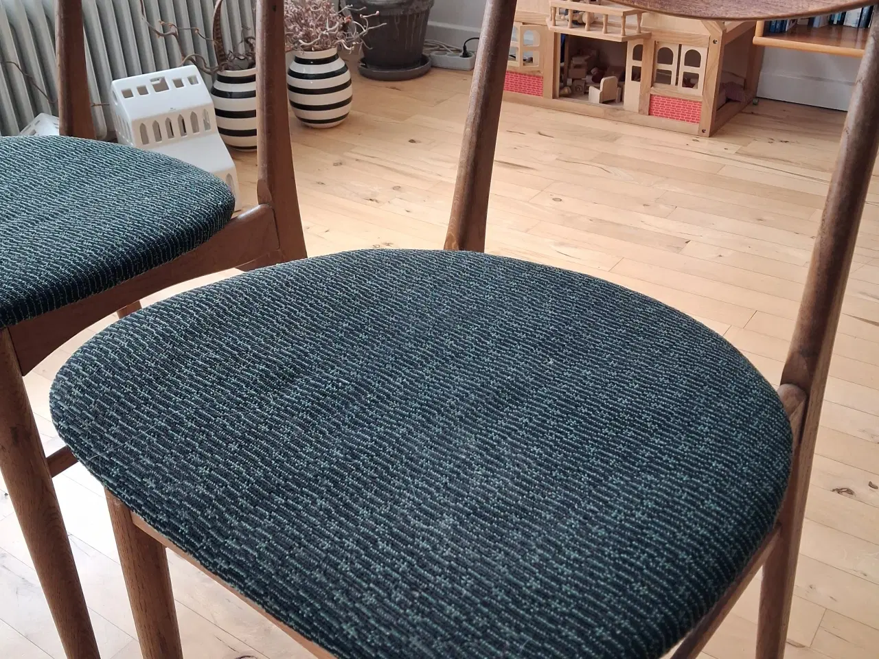 Billede 3 - Teaktræ spisebordsstole