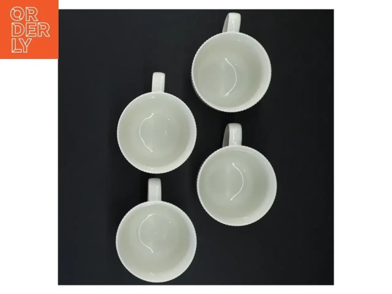Billede 2 - Hvide kaffekopper med rillet design fra IKEA (str. 9 x 11,5 x 9 cm)