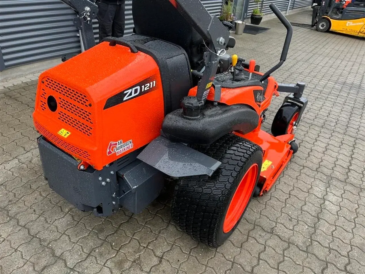 Billede 13 - Kubota ZD1211 DEMO 150cm klippebord Diesel kun kørt 76timer