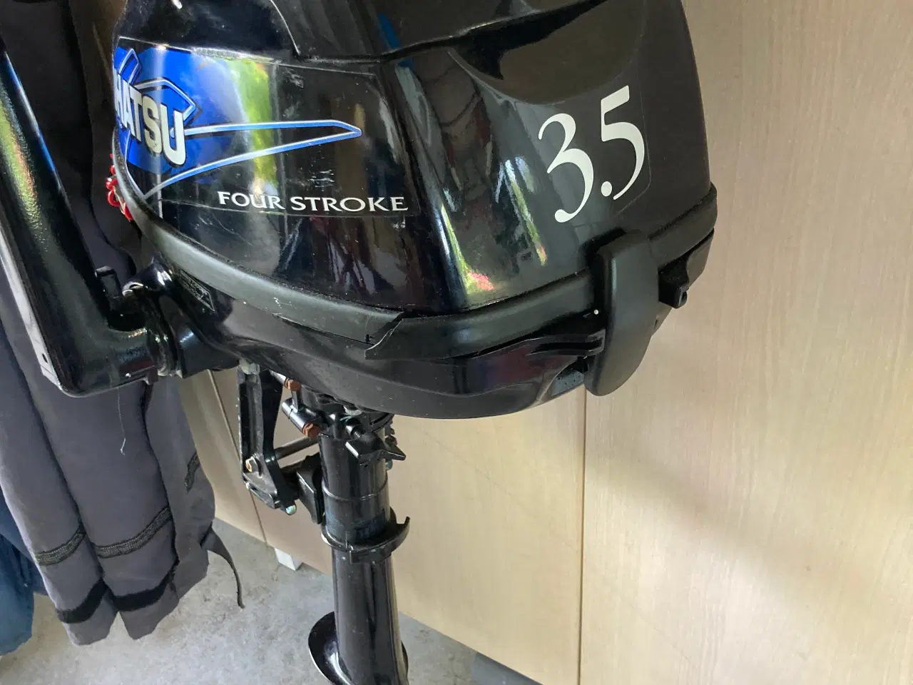 Billede 2 - Påhængsmotor Tohatsu 3/5Hk 4-Takt Langtben 