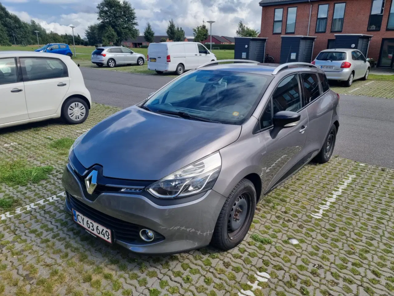 Billede 1 - Renault Clio 0,9 TCe 90 Limited Sport Tourer 5d