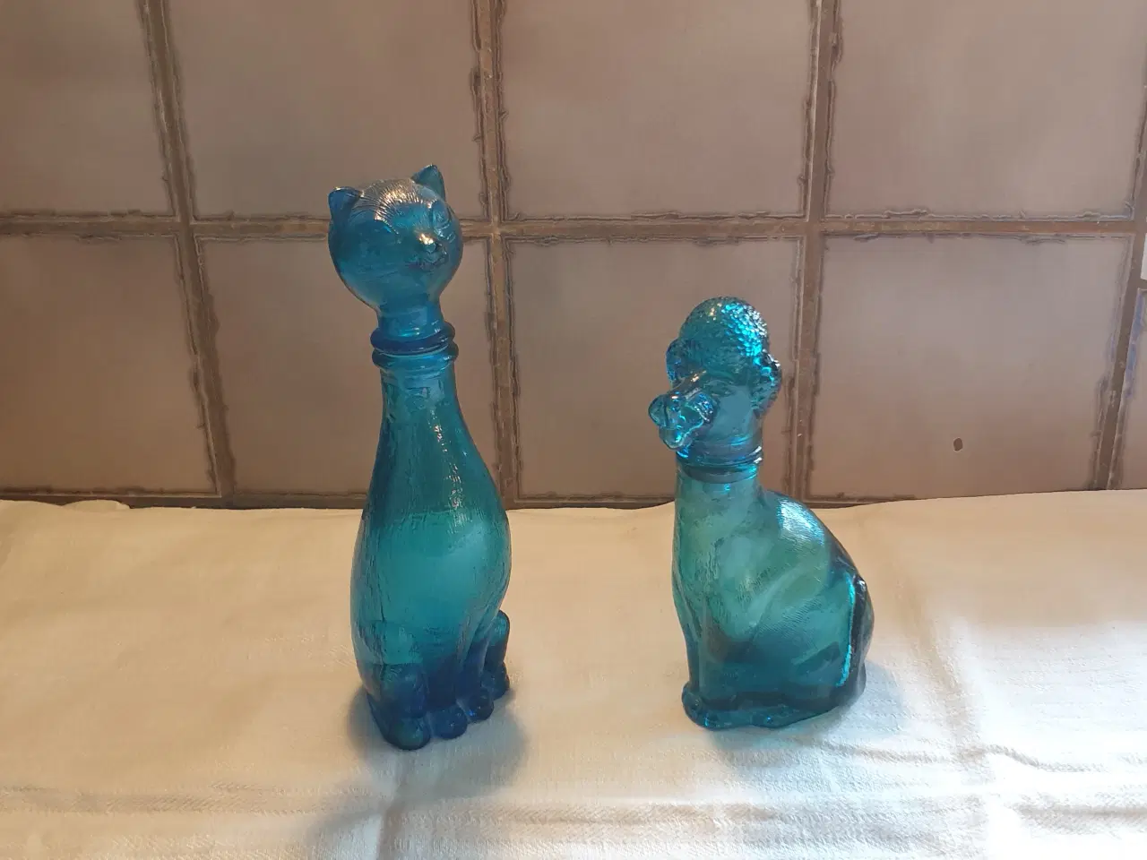 Billede 1 - Figurflasker hund & kat turkisblå