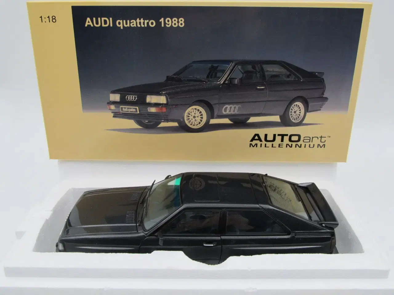 Billede 9 - AUTOart - Audi quattro Coupe 1984 1:18  