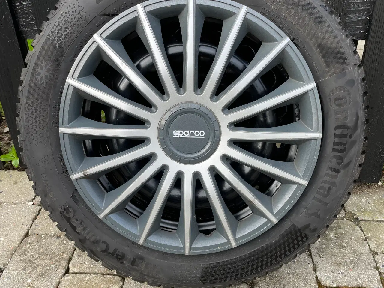 Billede 8 - Vinterdæk Continental 205/55 R16