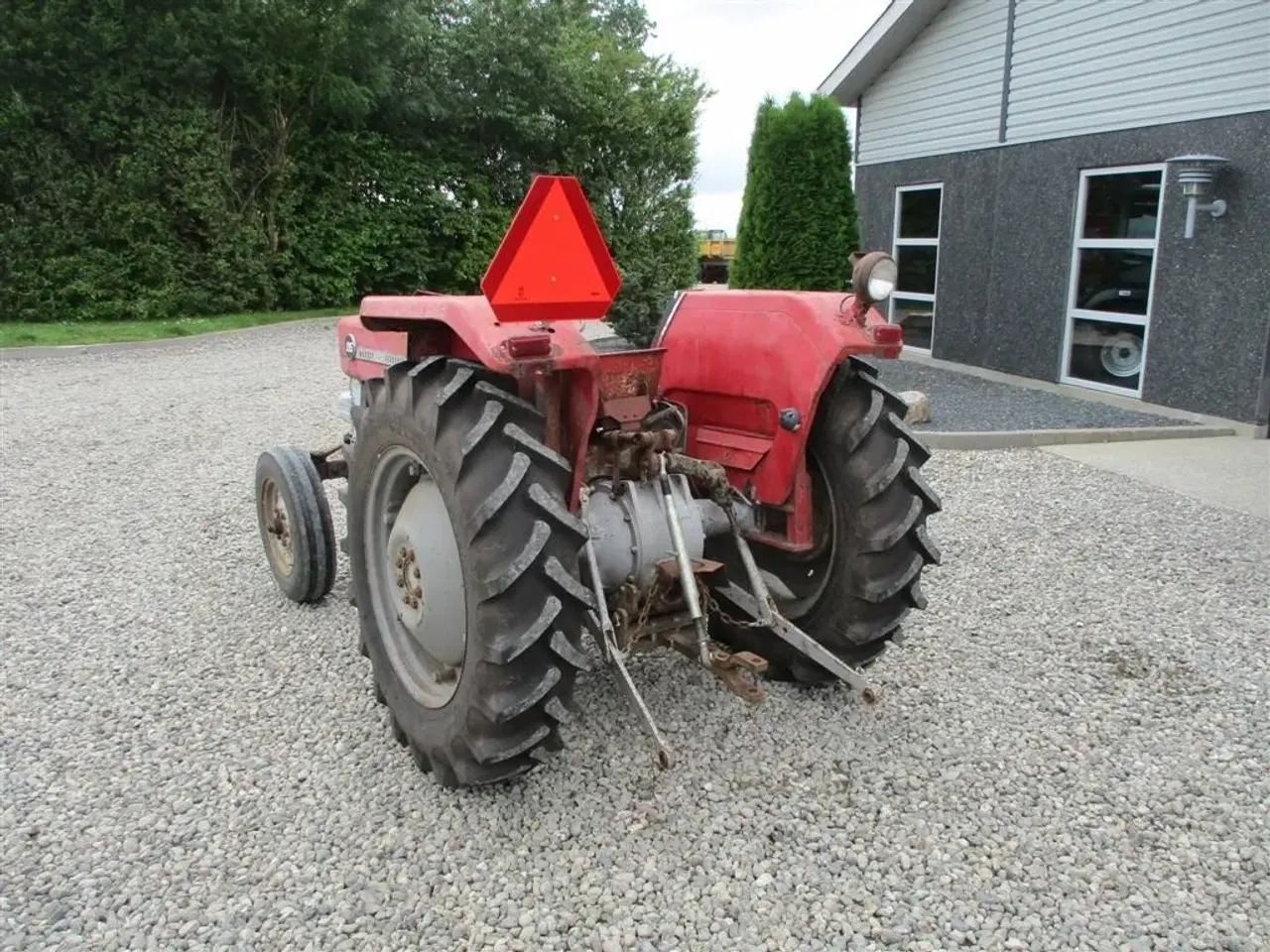 Billede 11 - Massey Ferguson 135 Sjælden Benzin MF135. Den starter og går godt