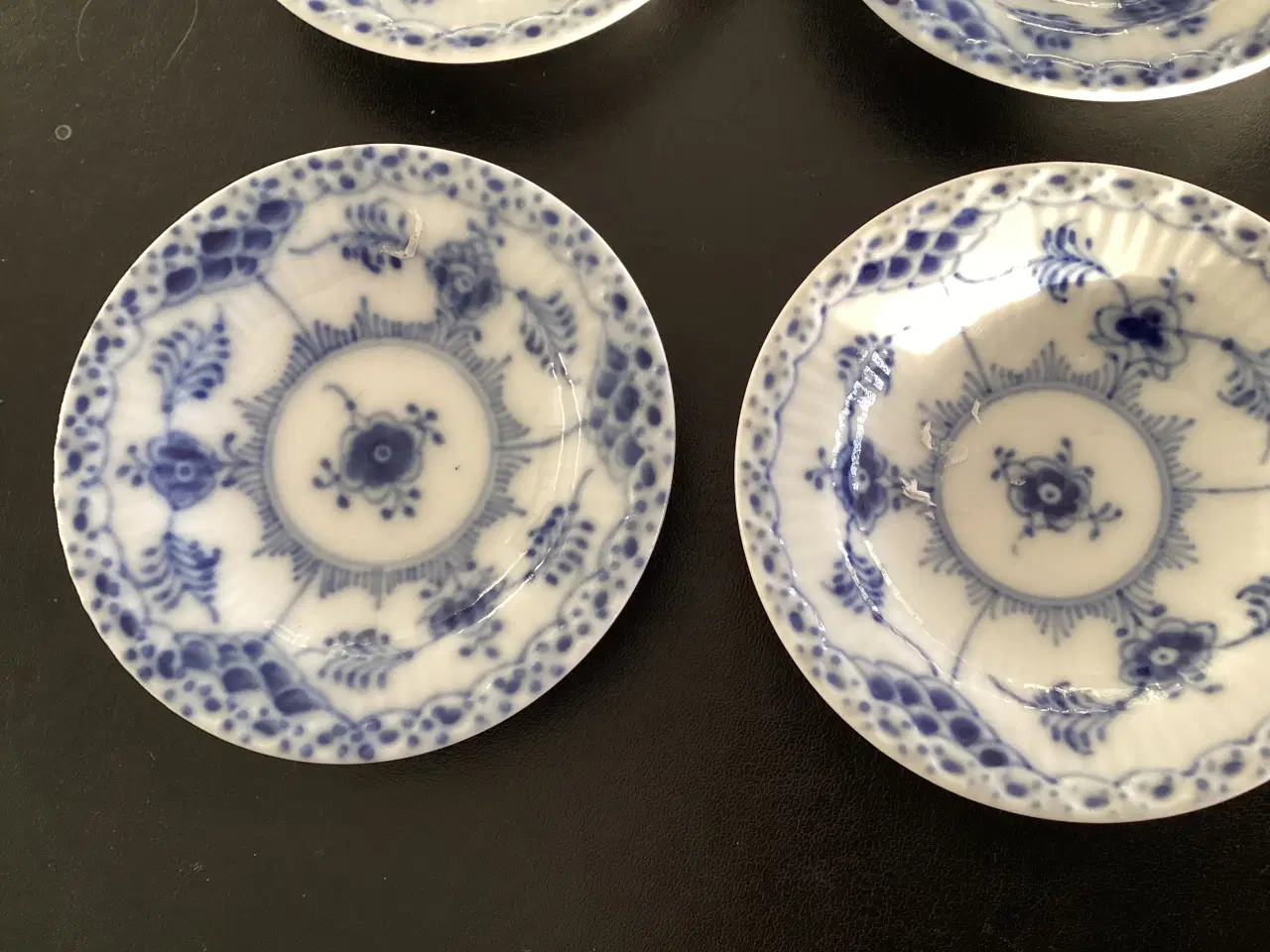 Billede 4 - Royal Copenhagen halvblonde ,hvid og blå 