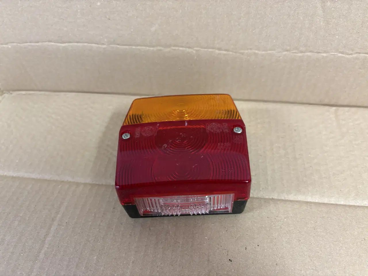 Billede 2 - Baglygte til trailer eller lysbom