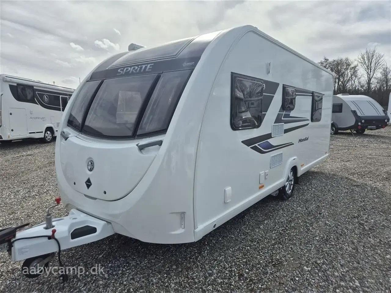 Billede 4 - 2022 - Sprite Mondial 490 Enkelt senge. markise. Isabella Capri fortelt. Mover. Batteri. gasalarm. cykelstativ.
