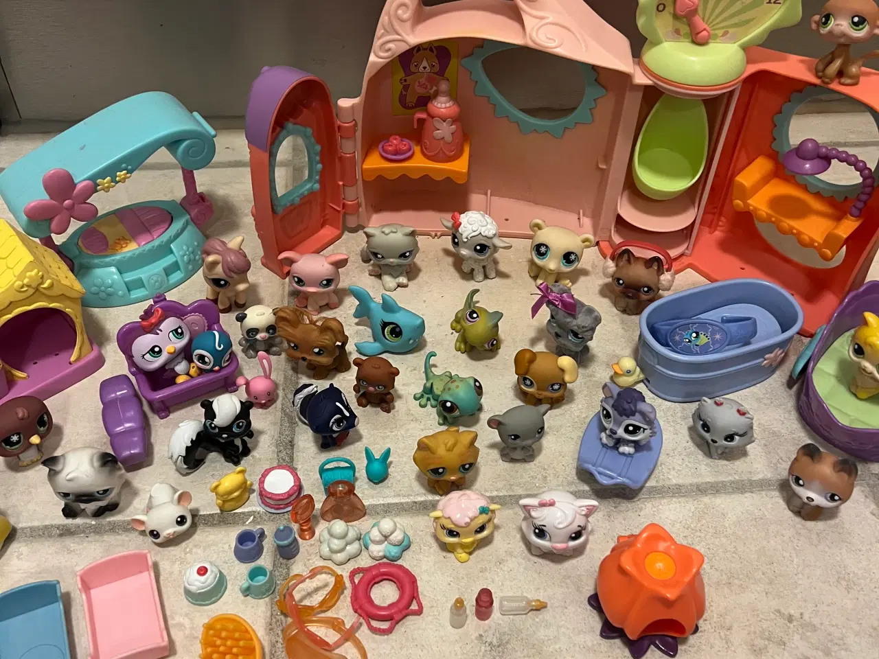 Billede 2 - Littlest pet shop legetøj