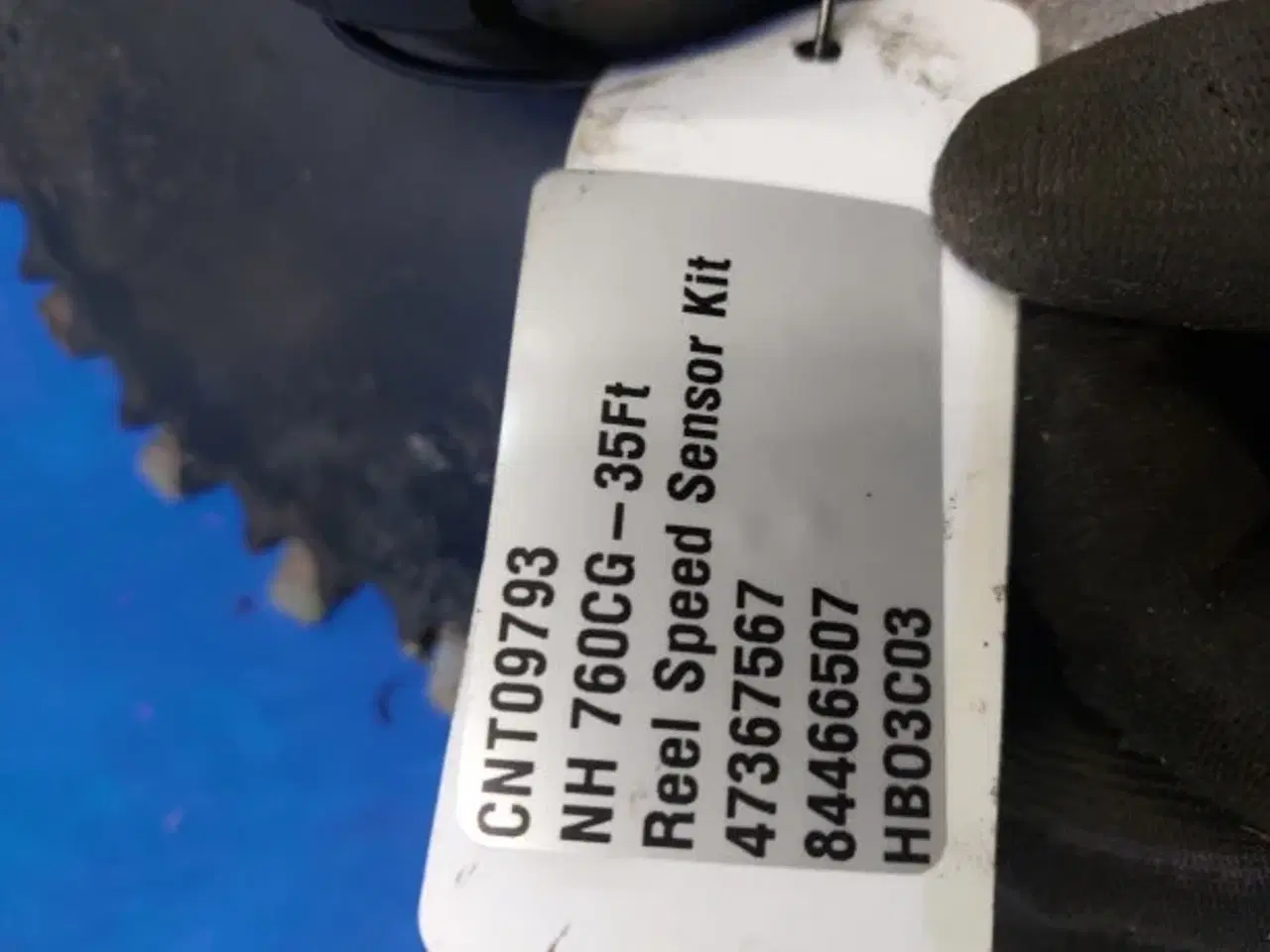Billede 4 - New Holland 760CG Reel Speed Sensor Kit 