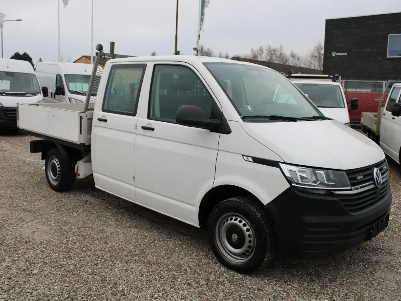 Billede 2 - VW Transporter 2,0 TDi 150 Mandskabsvogn m/lad 4Motion