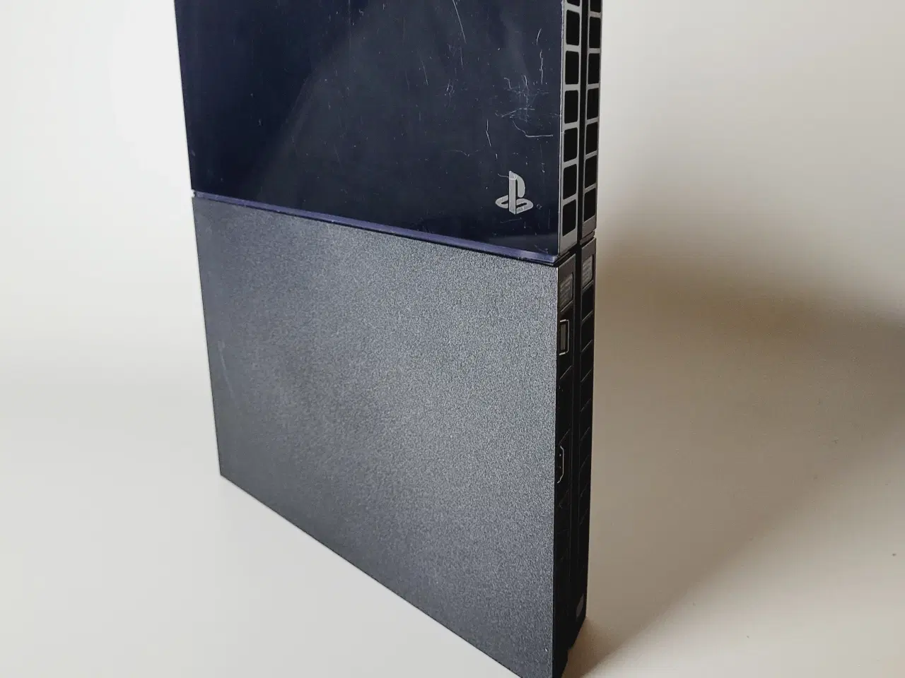 Billede 2 - 🎮 PlayStation 4 (PS4) Original Konsol - 500 GB