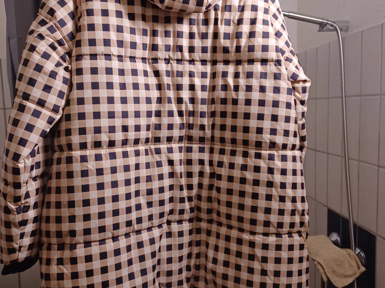 Billede 1 - Vindjakke  til salg 