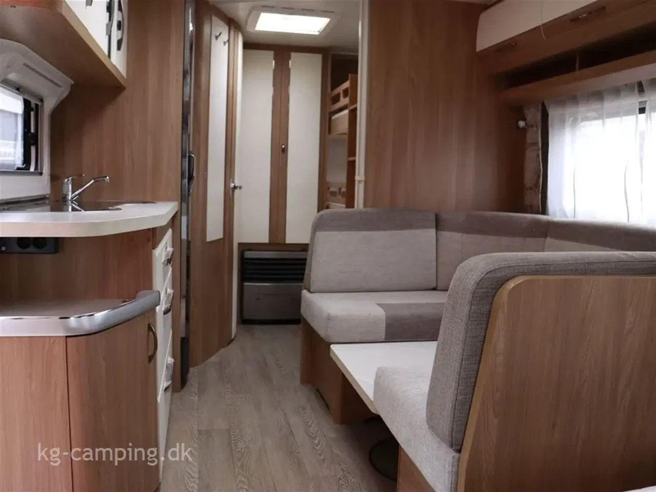 Billede 16 - 2020 - Hobby De Luxe 545 KMF Velholdt 3-køjers vogn fra Hobby.