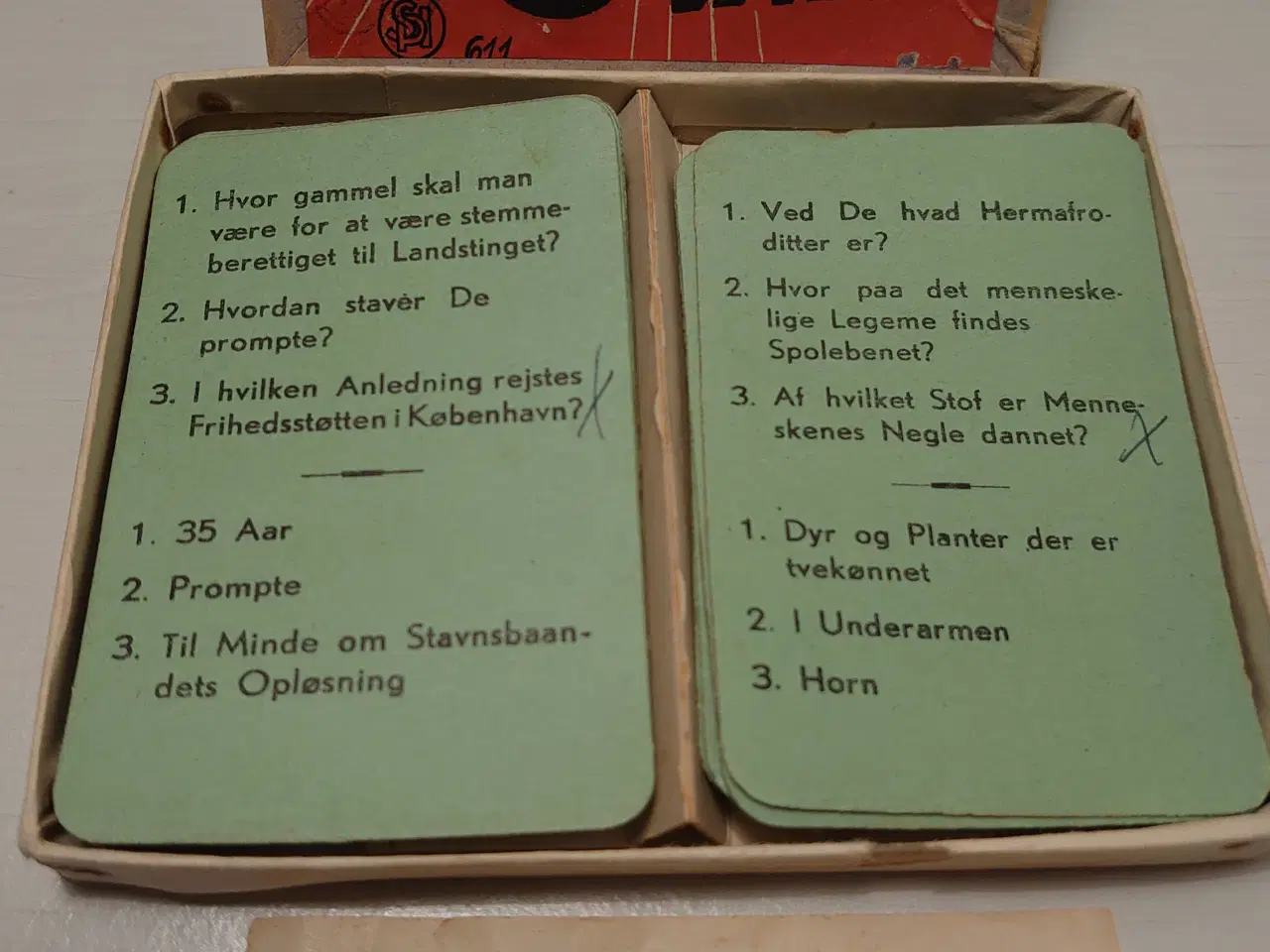 Billede 2 - Hvem ved Hvad. Quizspil. Før 1948.