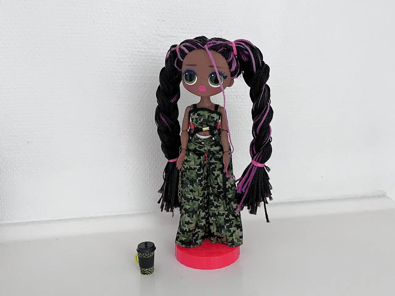 Billede 7 - L.O.L. Surprise Dukke inkl. tilbehør