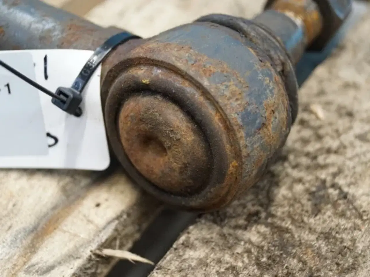 Billede 10 - New Holland LB115B Styrekugle 85825030