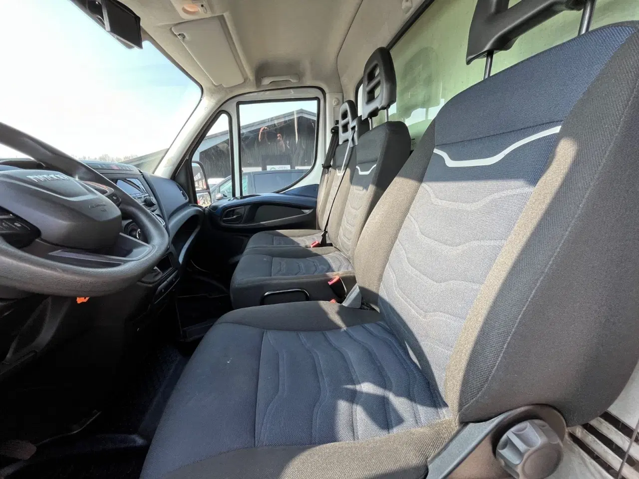 Billede 12 - Iveco Daily 2,3 35S14 18m³ Van