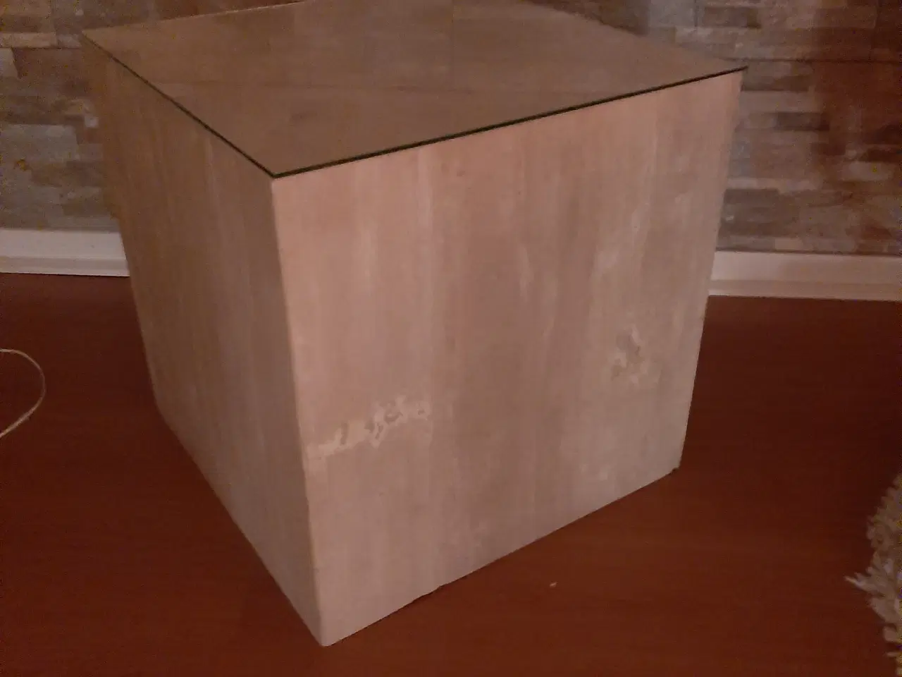 Billede 1 - Sidebord i sten