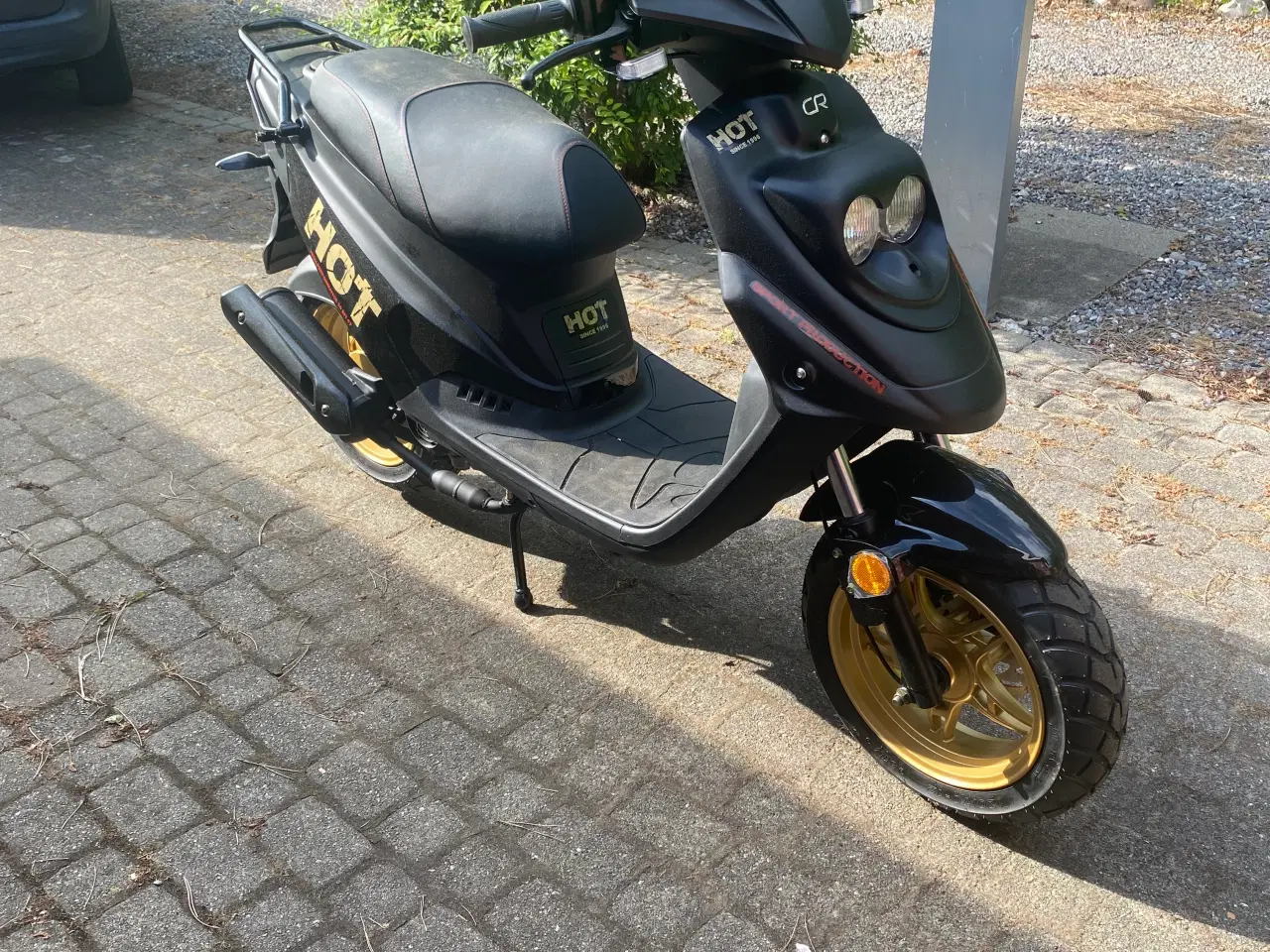 Billede 3 - PGO 50 Matsort/Gold Fejlkøb