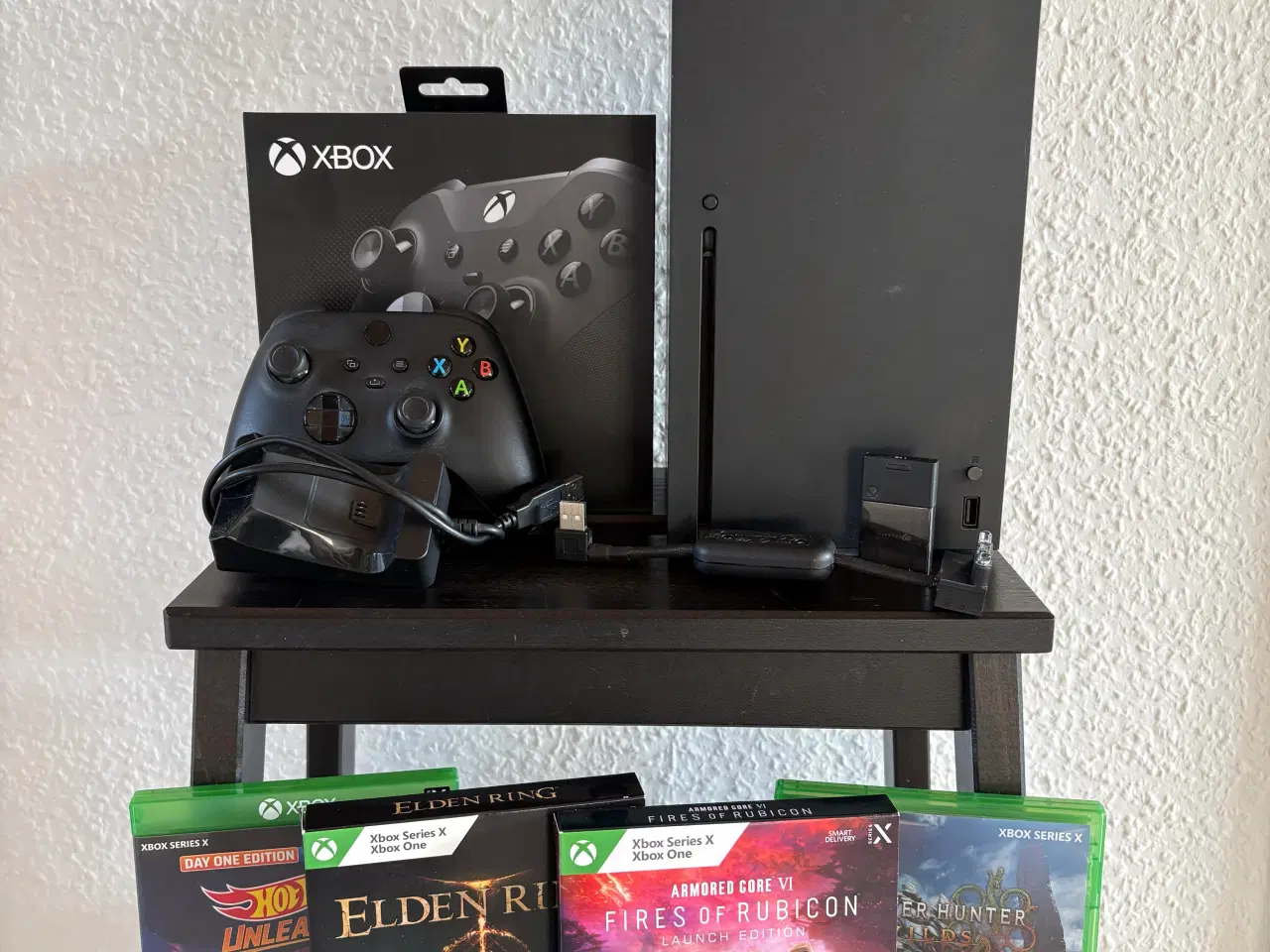 Billede 1 - XBOX SERIES X med tilbehør