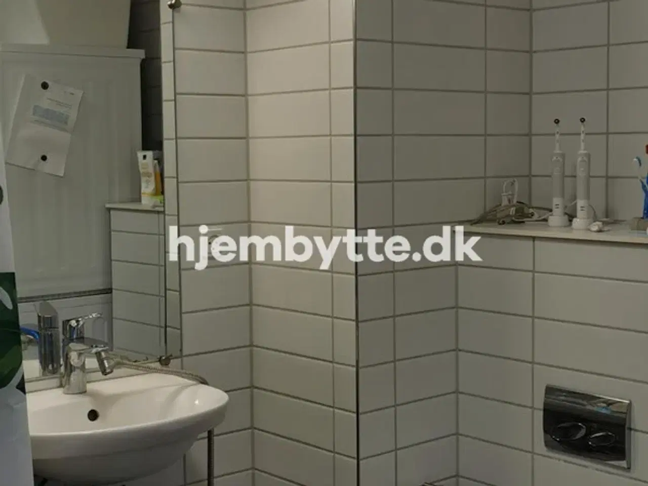 Billede 5 - Hjembytte - HoldkærsAger