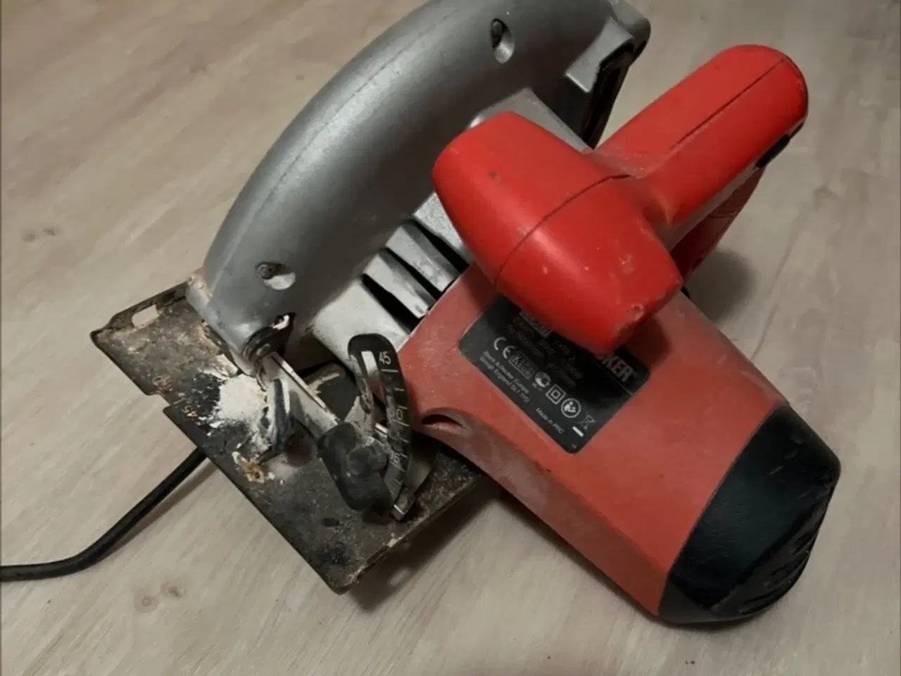 Billede 2 - UDLEJES - Black & Decker rundsav