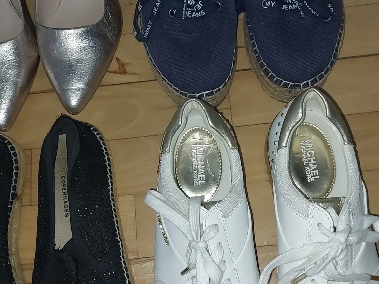 Billede 6 - Masser mærketøj og mærkesko sælges samlet 