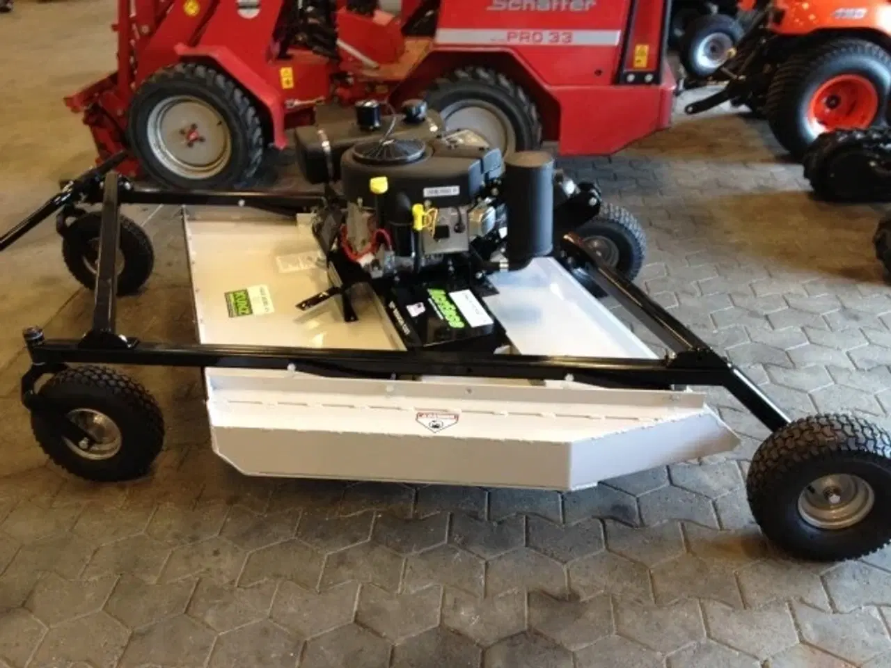 Billede 2 - - - - Rough Cut 57" MR55 med el-løft