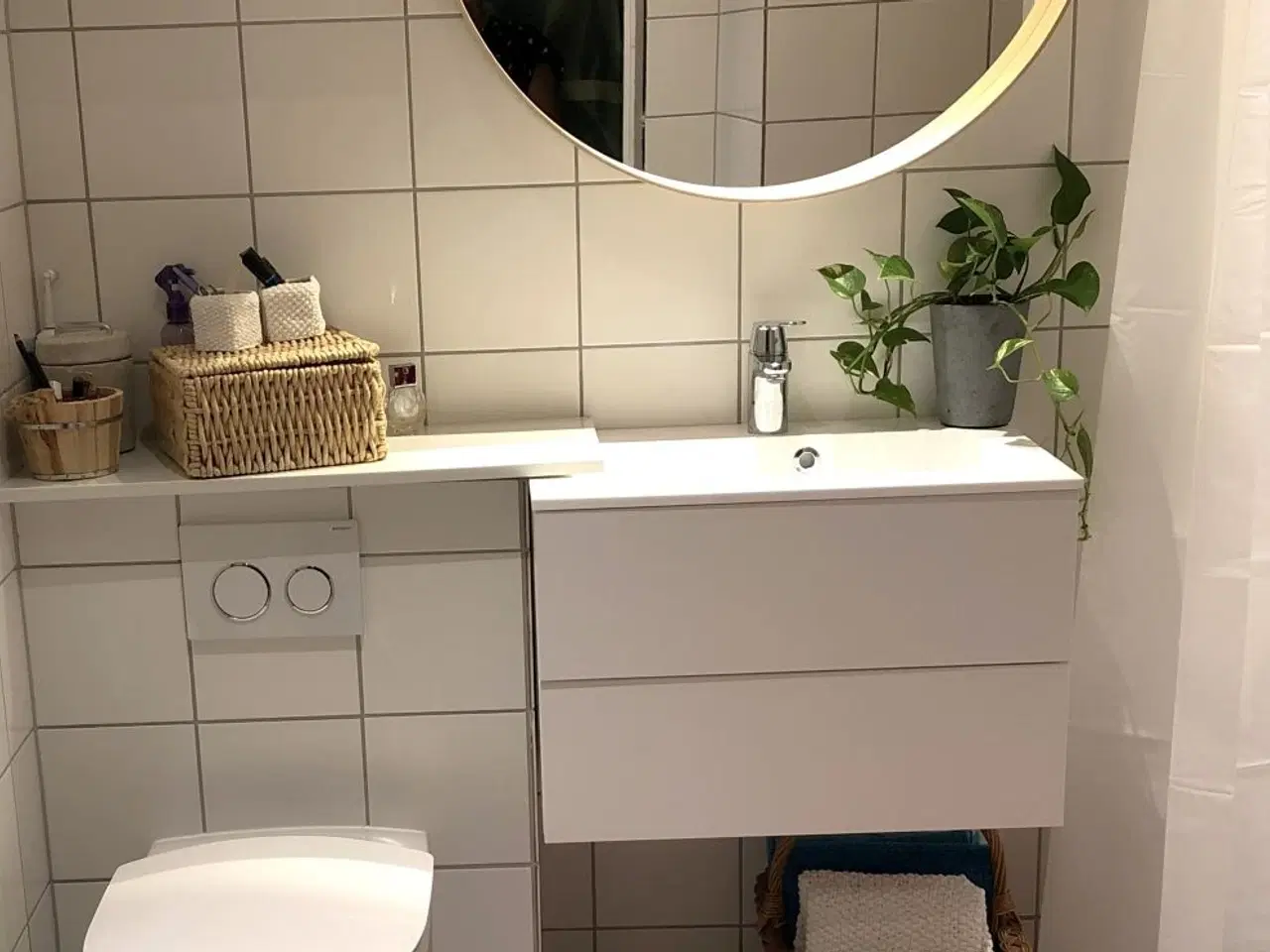 Billede 1 - Lækkert, ubrugt vaskeskab m. 2 skuffer fra Dansani