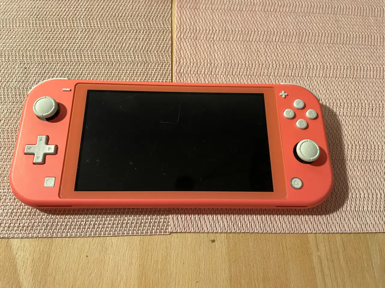 Billede 2 - Nintendo switch mini med spil og taske