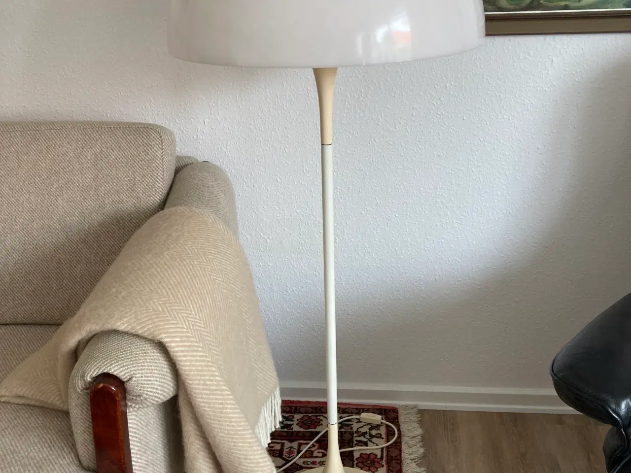 Billede 1 - Verner Panton Panthella gulvlampe - 2 stk