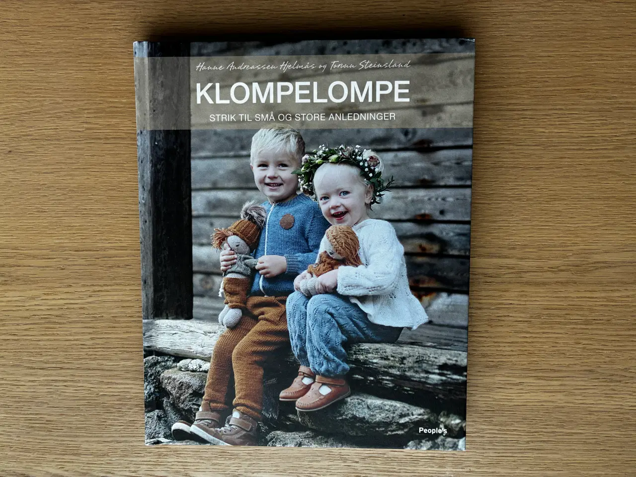 Billede 1 - KLOMPELOMPE Strik til små og store anledninger