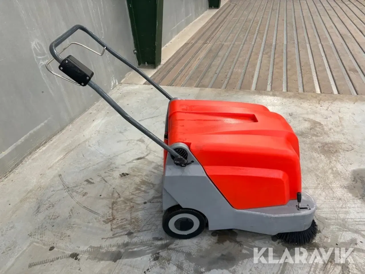 Billede 8 - Fejesugemaskine Hako Hamster 500