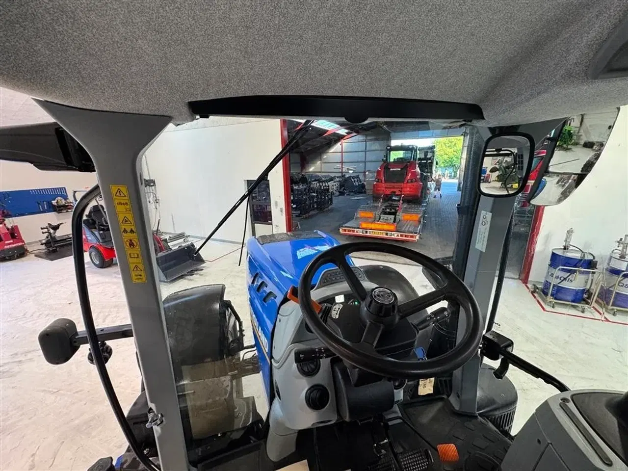 Billede 20 - New Holland T7.215 S KUN 1400 TIMER OG FULD AFFJEDRING!