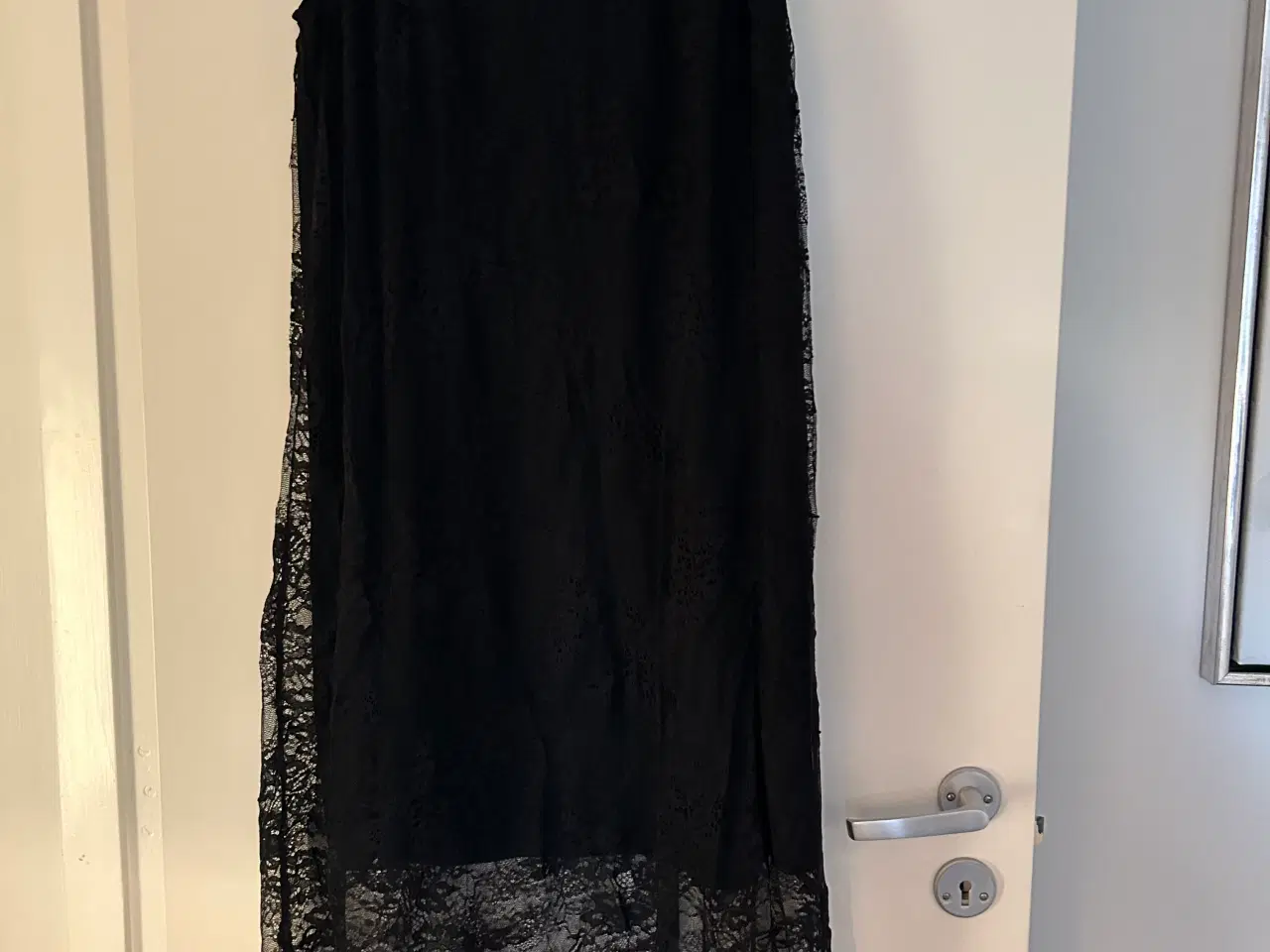 Billede 7 - Strikbluser, bukser, tørklæder mv. i str. 42-46