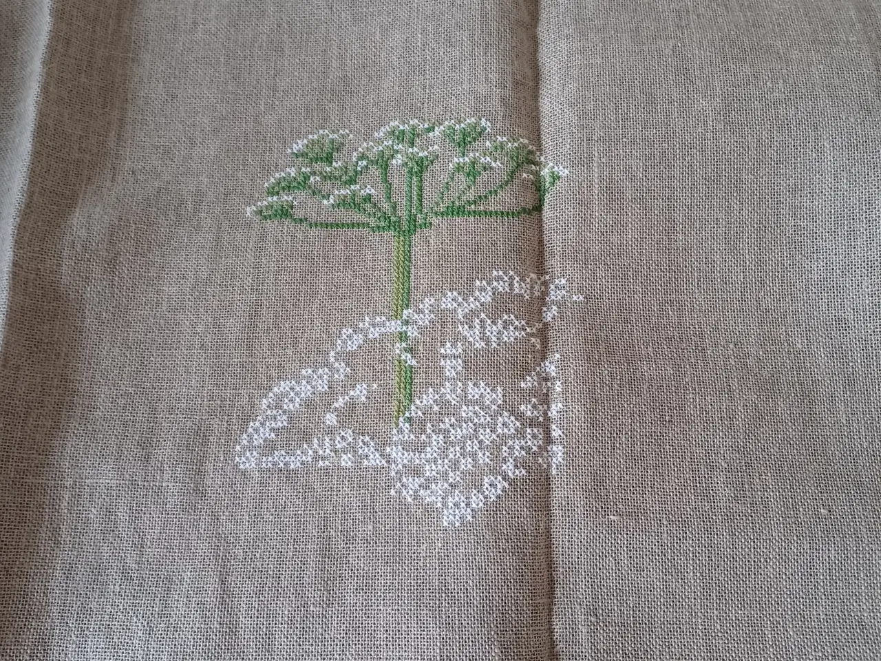 Billede 2 - Broderikit.