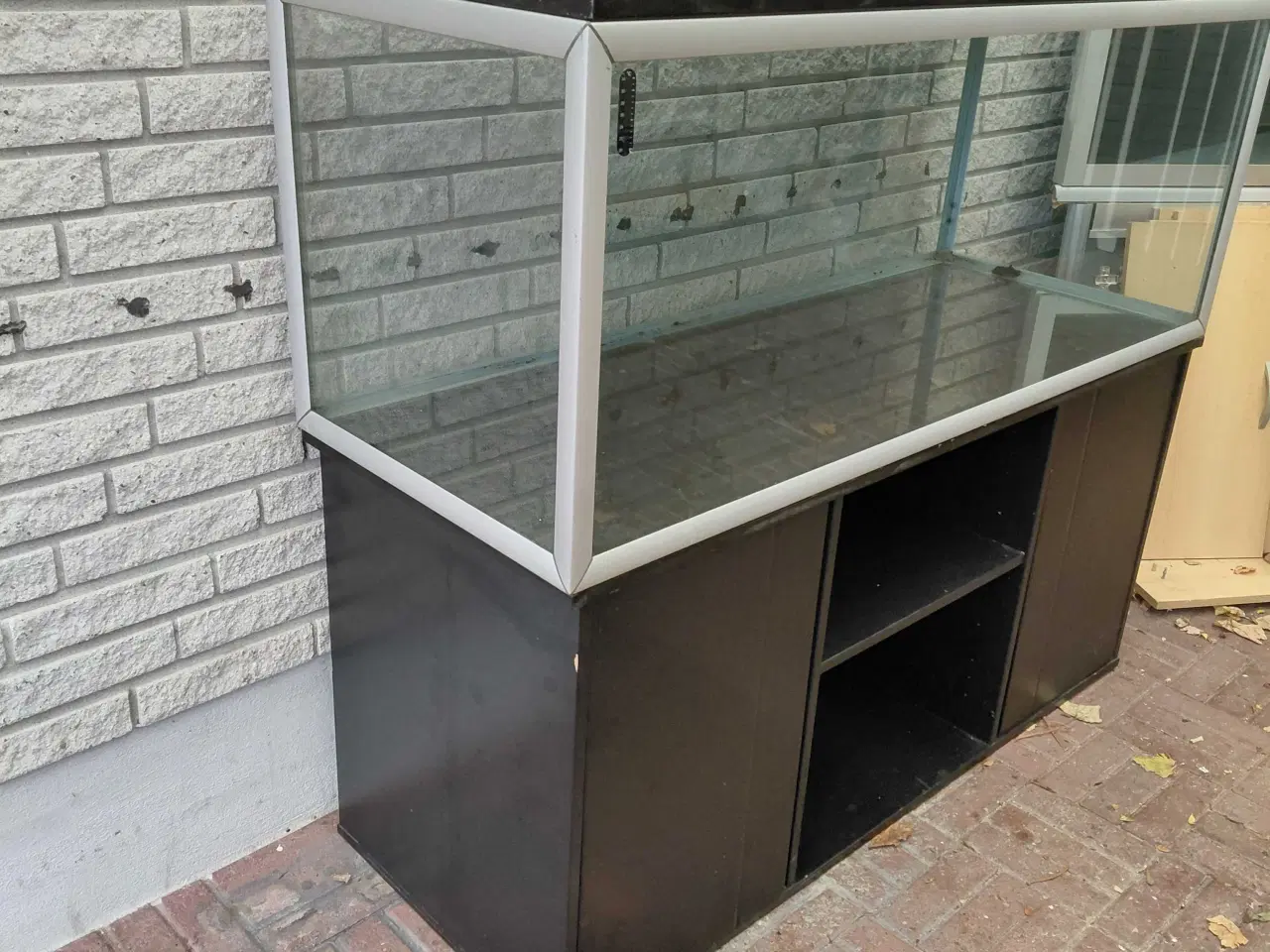 Billede 3 - Akvarier 325L