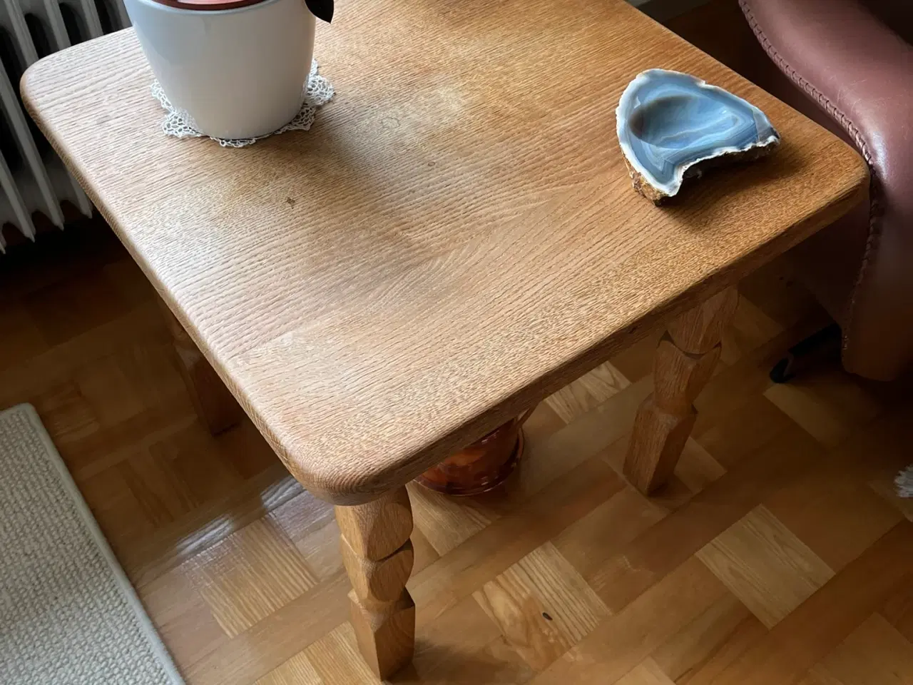 Billede 9 - En velholdt sofagruppe i lyst uldstof