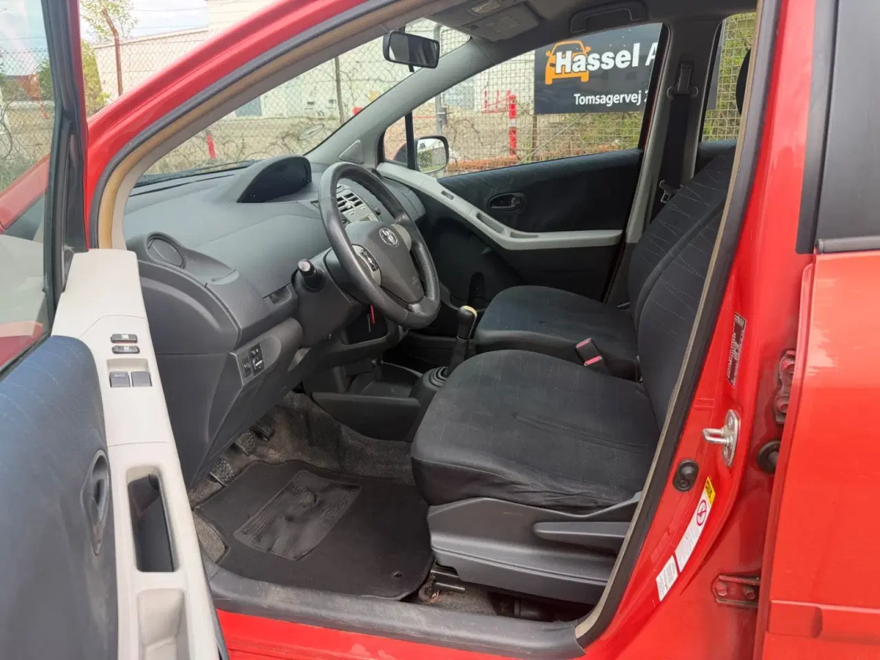 Billede 7 - Toyota Yaris 1,3 Luna