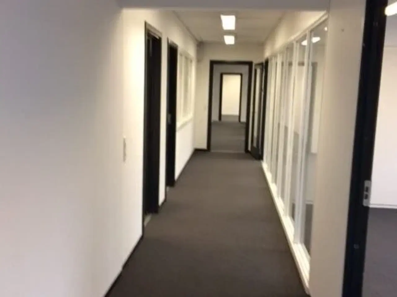 Billede 3 - 1503-4: Stensmosevej 24A, st. + 1. sal – 319 m2