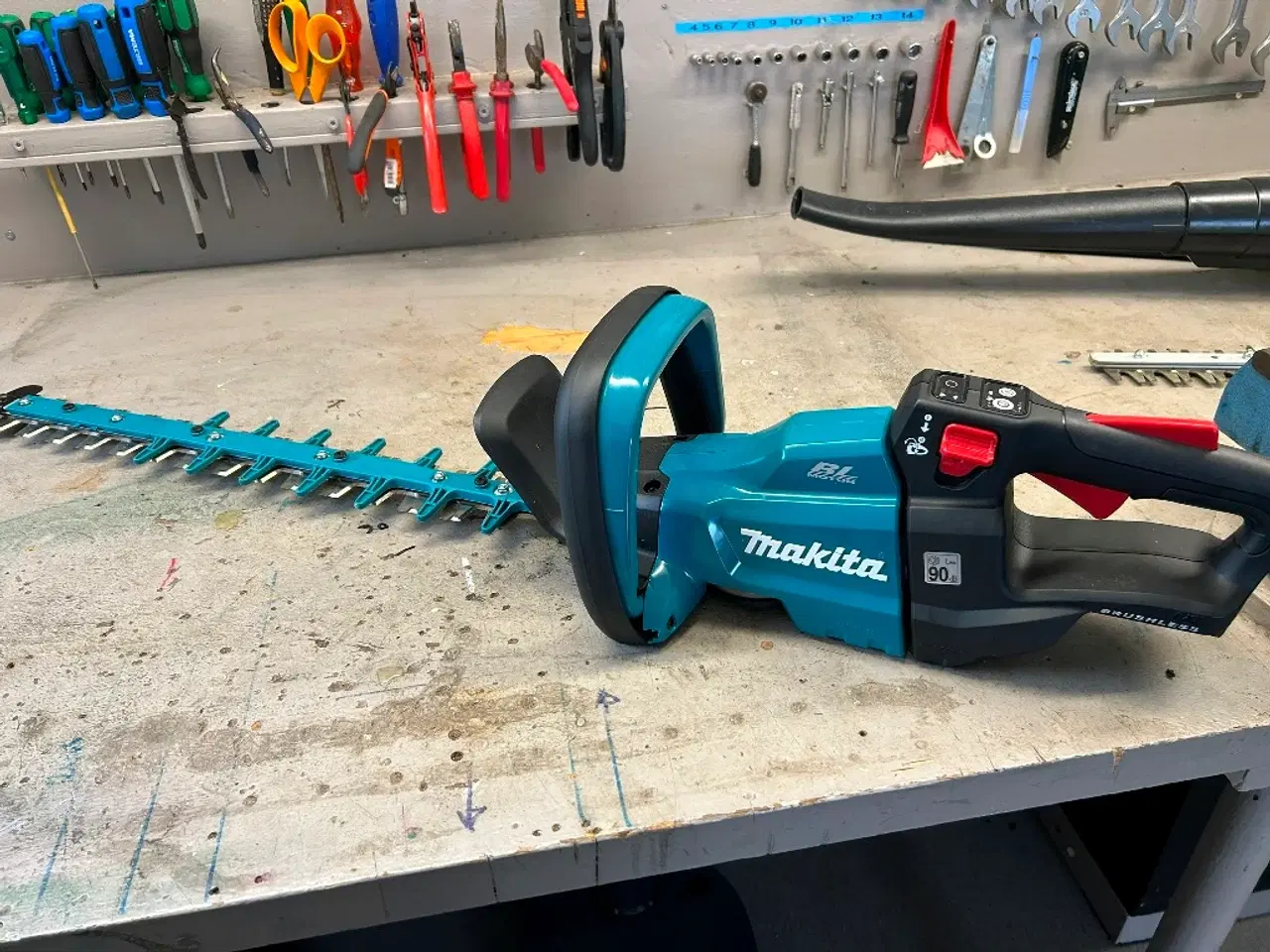 Billede 1 - Makita 18 volt batterihækkeklipper