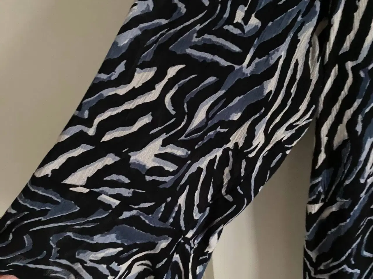 Billede 4 - Kjole, Zhenzi, str small (42/44)