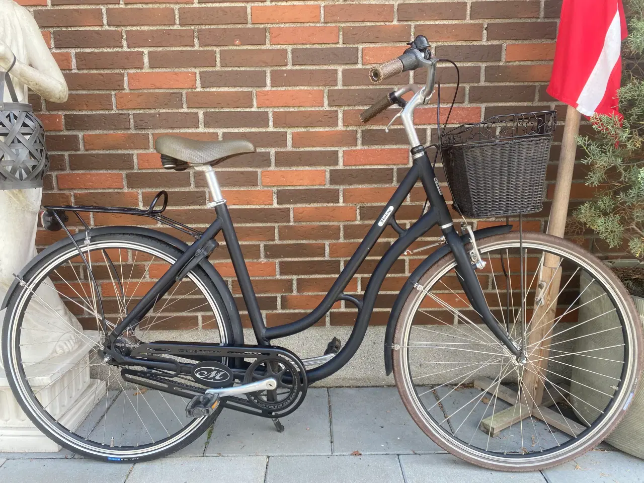 Billede 1 - Købt til 5299 kr lækker model 