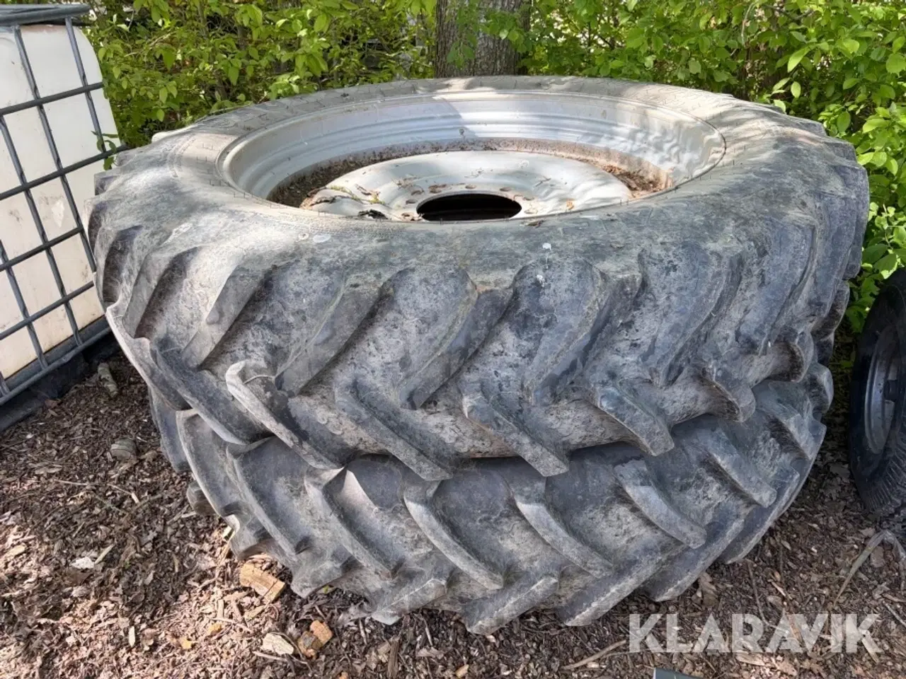 Billede 1 - Traktordæk BKT Agri max 2 styk