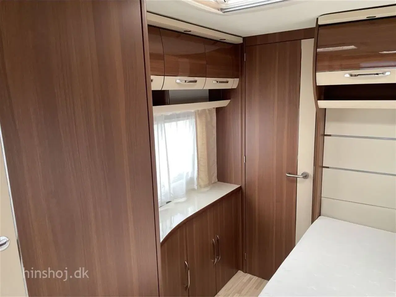 Billede 15 - 2018 - LMC Maestro 735 K Alde   Lækker Familie vogn med Alde centralvarme fra LMC fra Hinshøj Caravan A/S