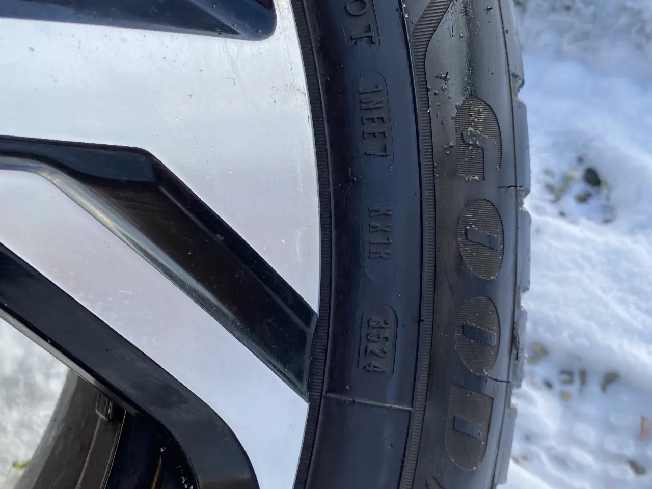 Billede 10 - Nissan Ariya/peugeot E3008 vinterdæk komplet