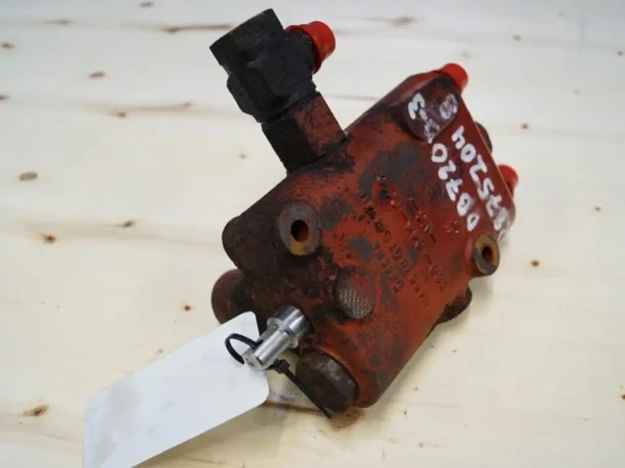 Billede 12 - Dronningborg D7200 Hydraulikventil 28752048