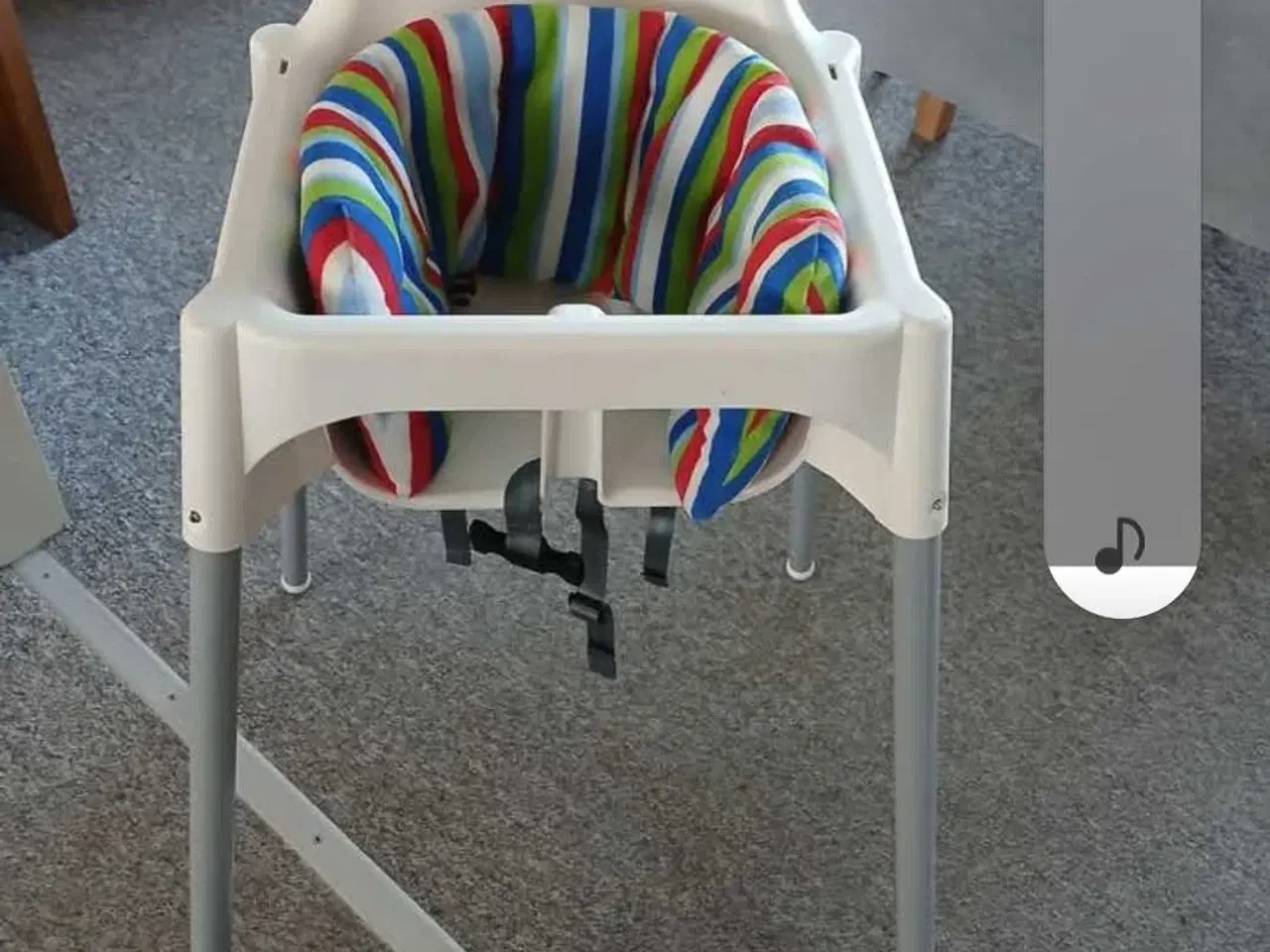 Billede 1 - Ikea højstol med hynde og bord